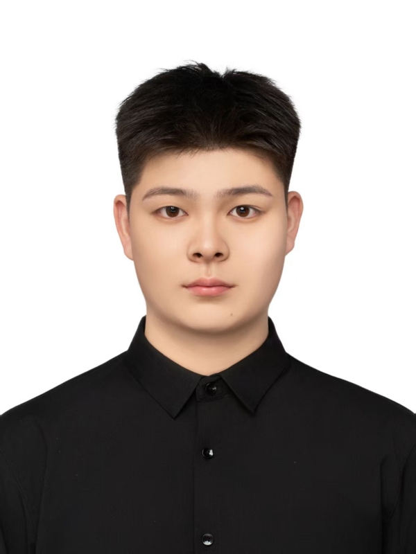 李亚博 专业：土木工程 考取院校：郑州航空工业管理学院.jpg